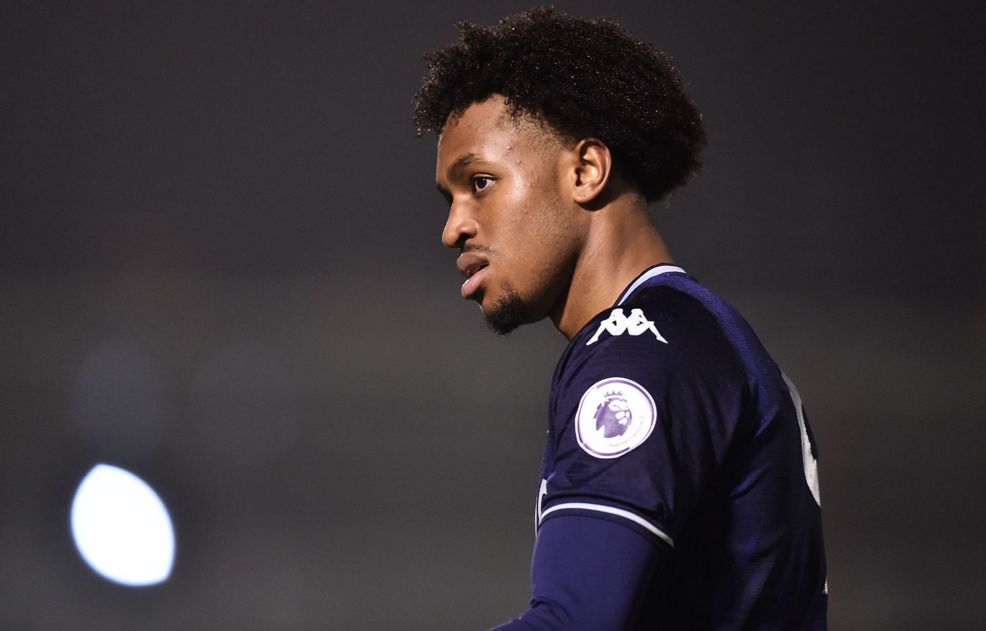 Steven Gerrard wants Carney Chukwuemeka to sign a new deal